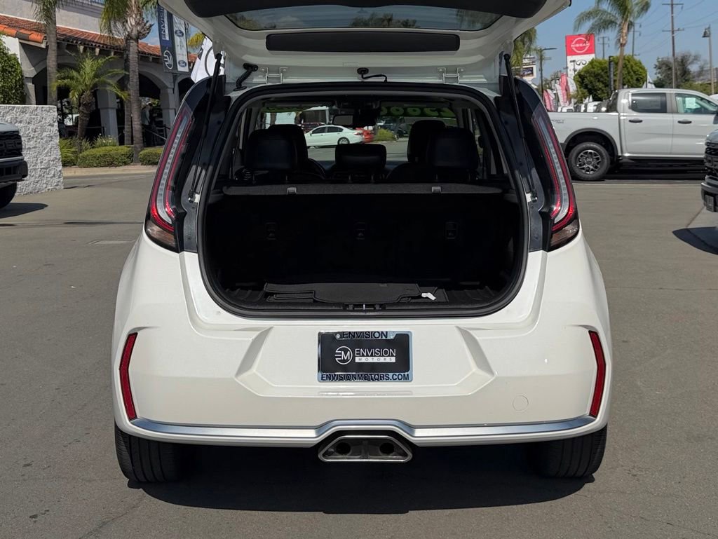 Used 2023 Kia Soul GT-Line w/ GT-Line Technology Package FWD image 10