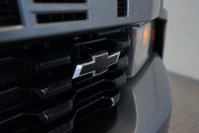 Used 2020 Chevrolet Silverado 1500 Custom w/ Custom Convenience Package AWD/4WD image 19