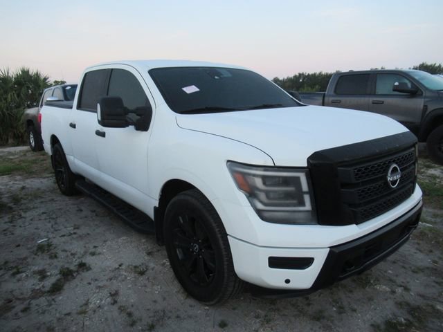 Used 2024 Nissan Titan SV w/ SV Convenience Package RWD image 1