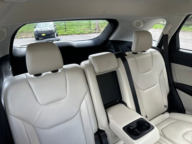 Certified 2022 Ford Edge Titanium AWD/4WD image 18