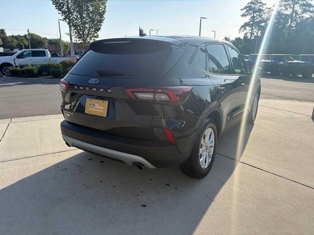 Certified 2025 Ford Escape Active FWD image 8