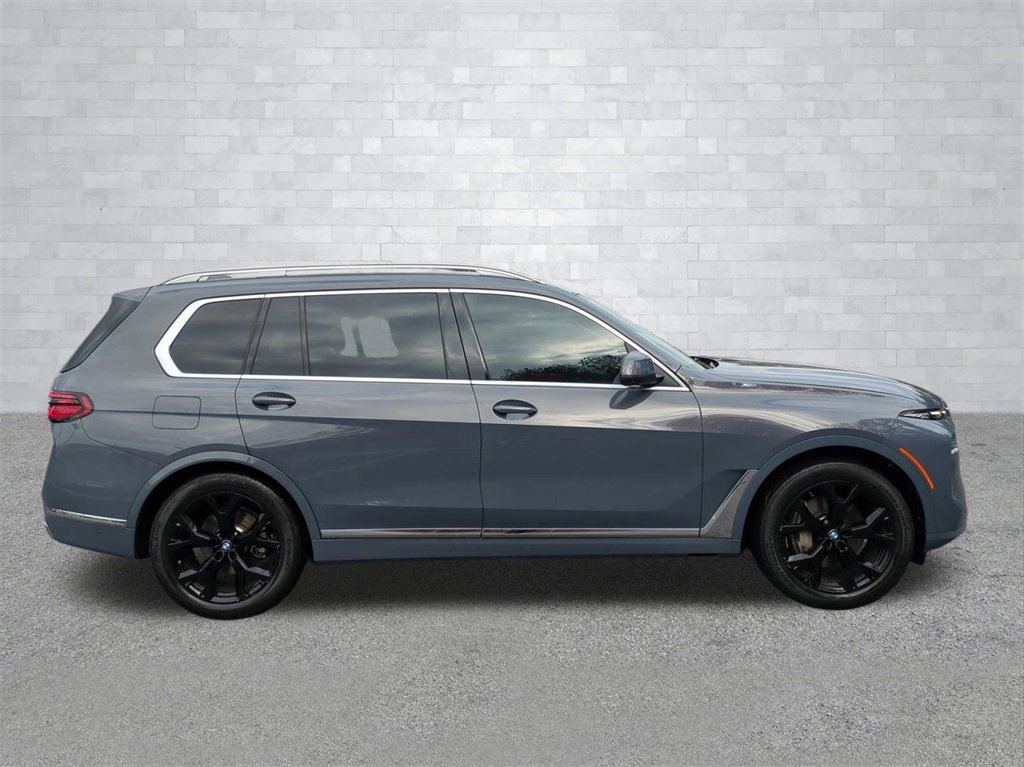 Used 2023 BMW X7 xDrive40i w/ Executive Package image 6