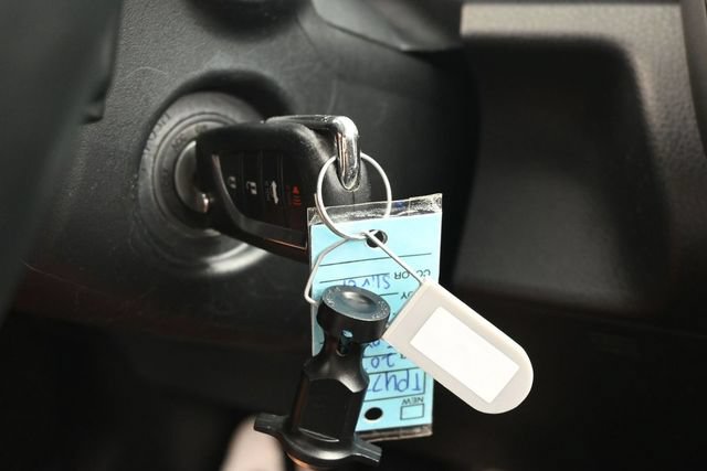 Used 2023 Toyota Camry SE FWD image 21