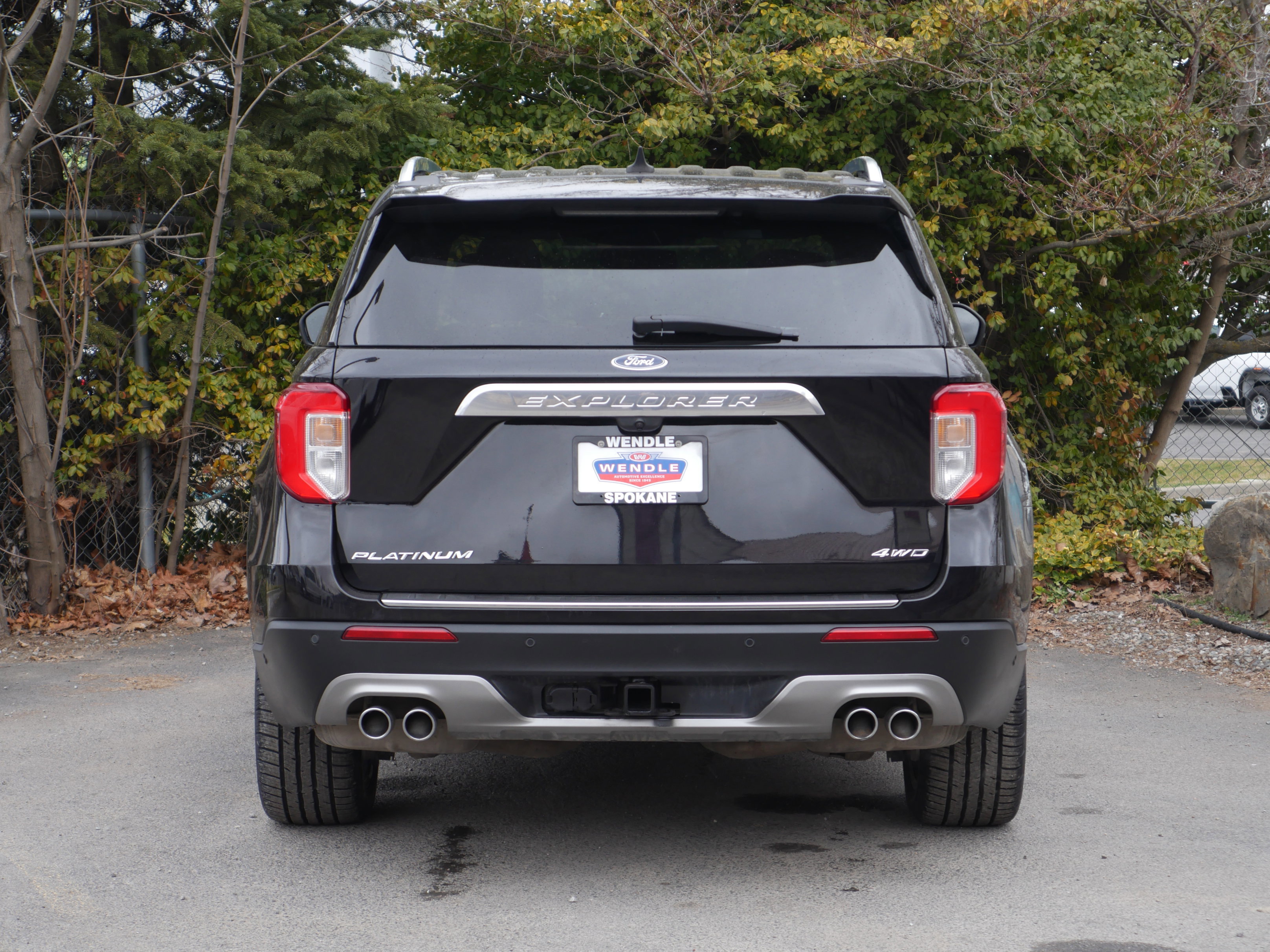 Certified 2021 Ford Explorer Platinum image 2