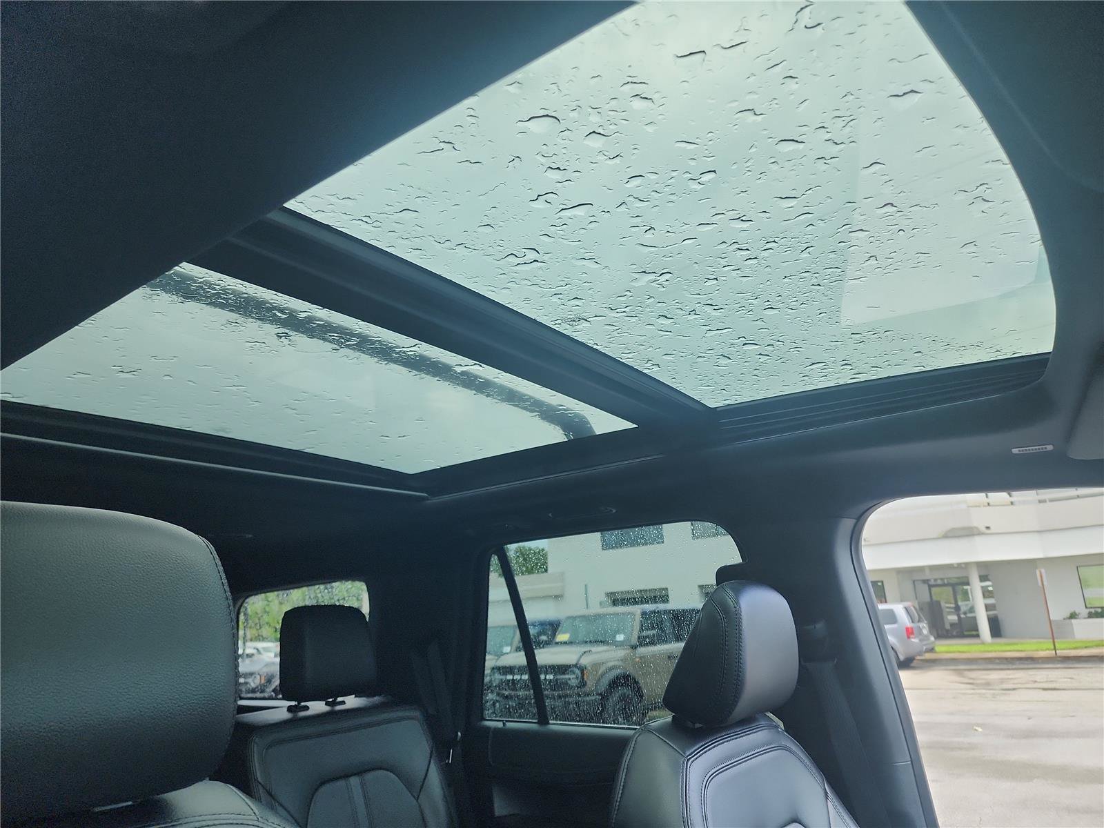 Certified 2021 Ford Expedition Limited RWD image 31