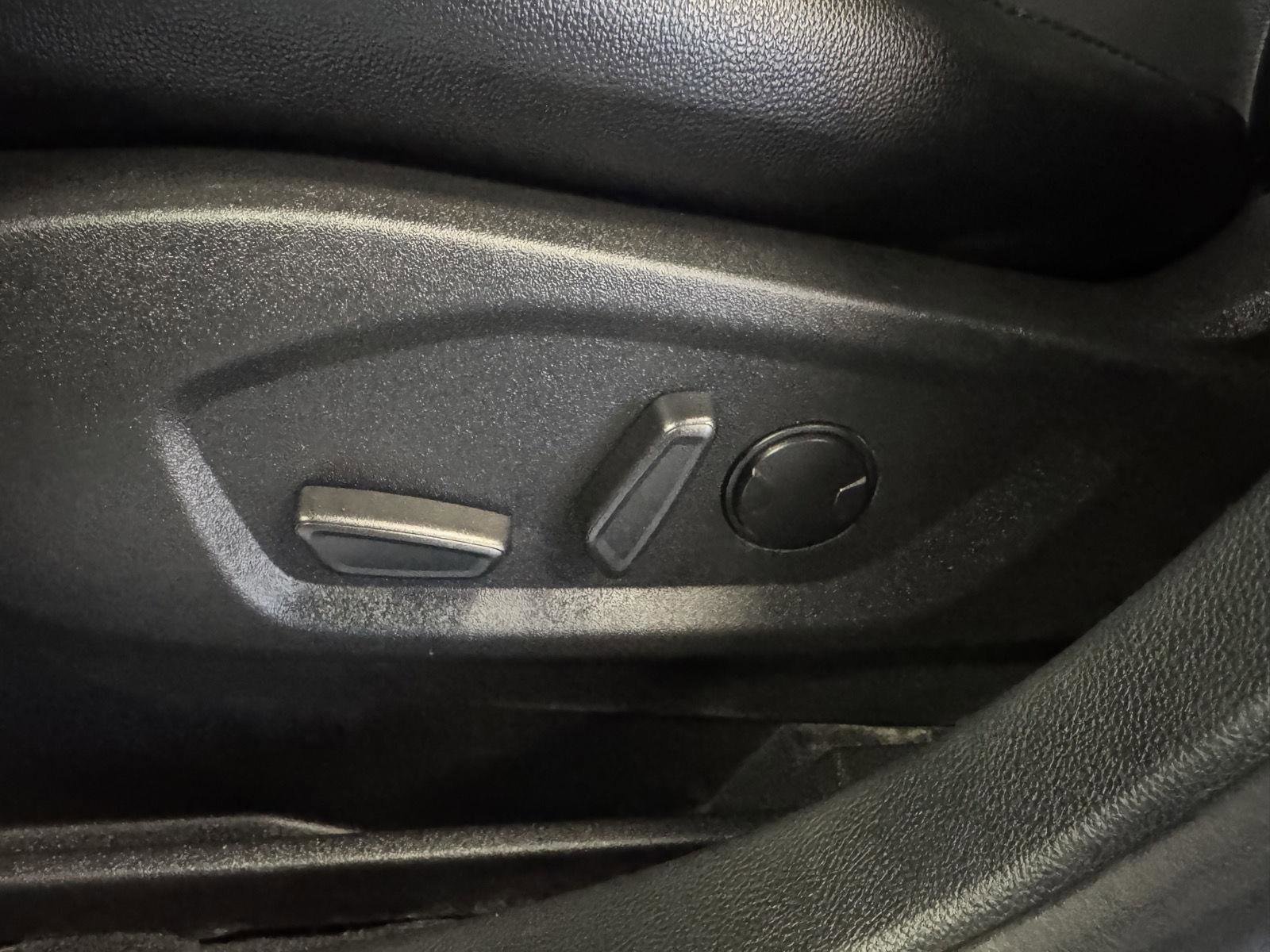 Certified 2022 Ford Edge Titanium image 21