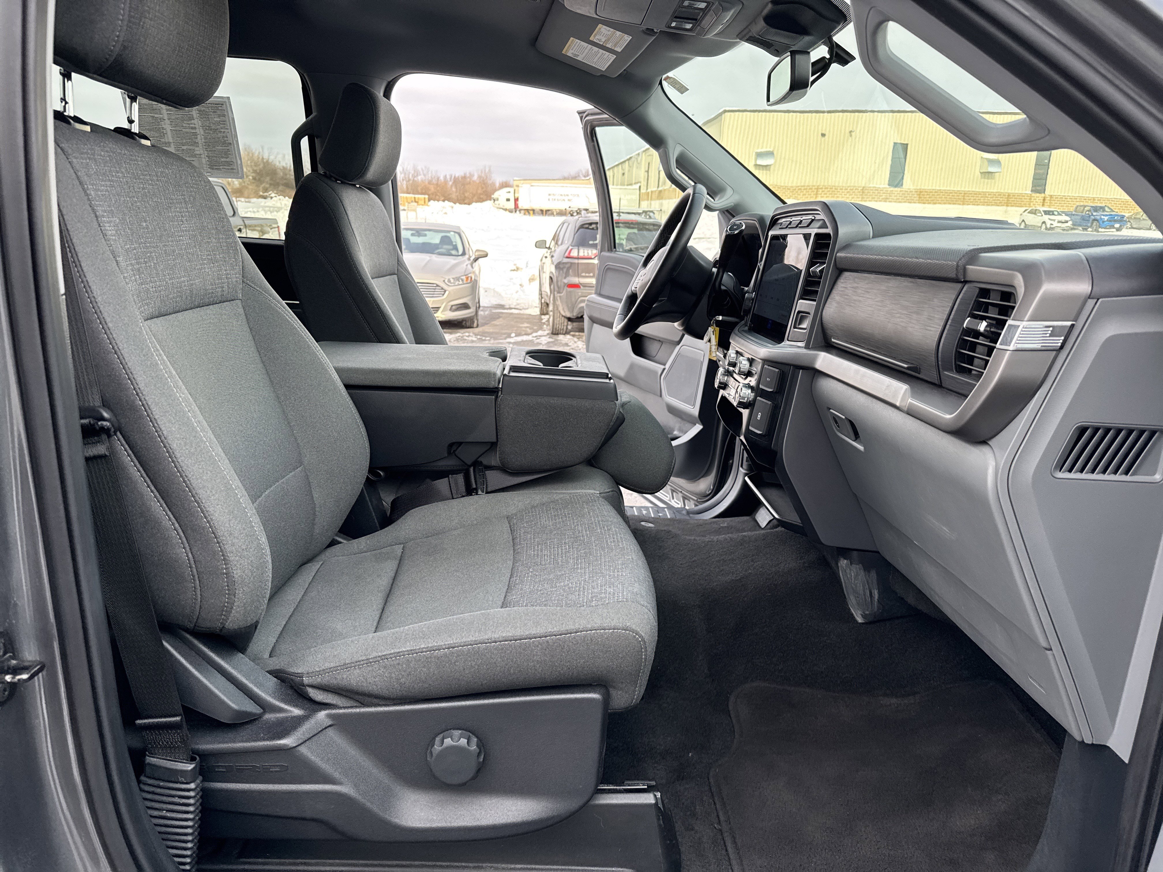 Certified 2024 Ford F150 XLT image 31