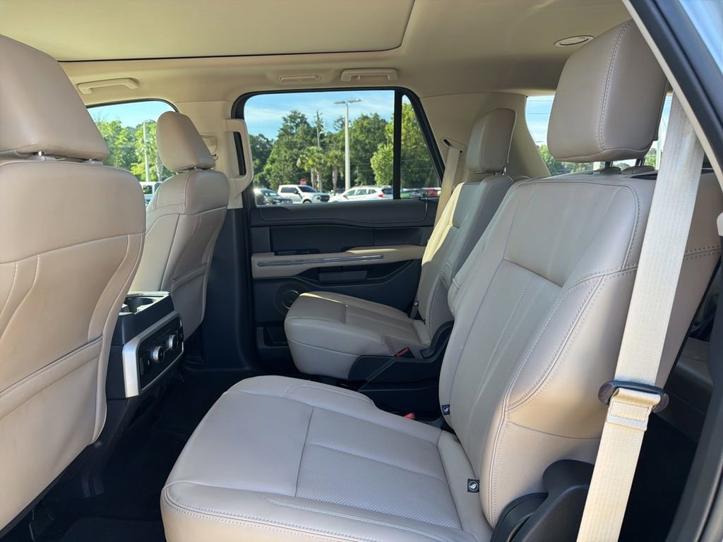 Certified 2022 Ford Expedition XLT RWD image 21