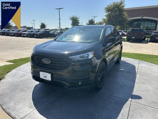 Certified 2022 Ford Edge SE