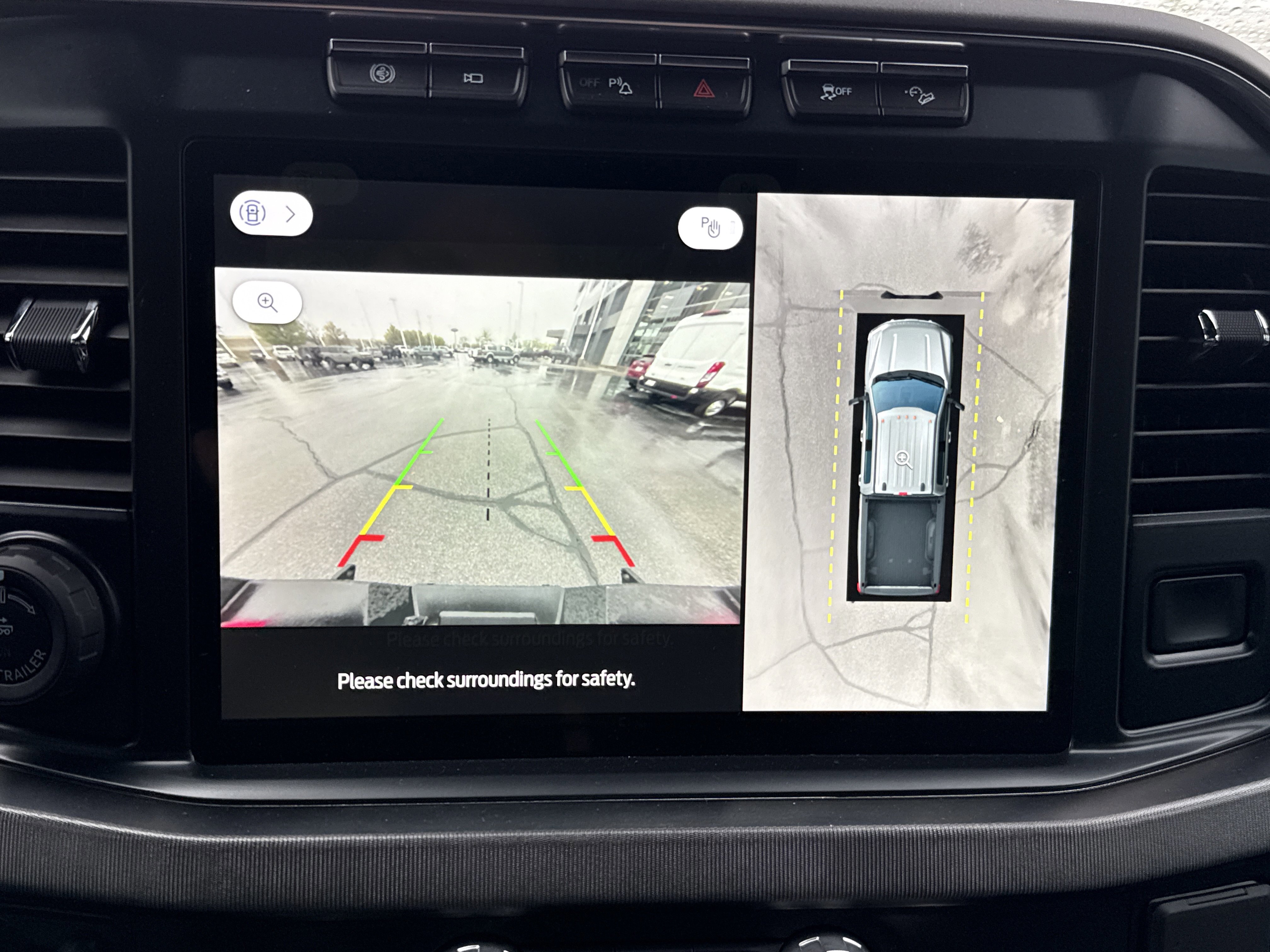 Certified 2023 Ford F350 Platinum w/ FX4 Off-Road Package image 23