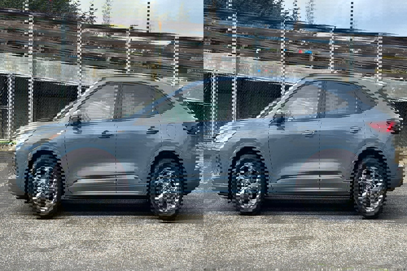 Certified 2023 Ford Escape ST-Line Select w/ Tech Pack #1 image 7