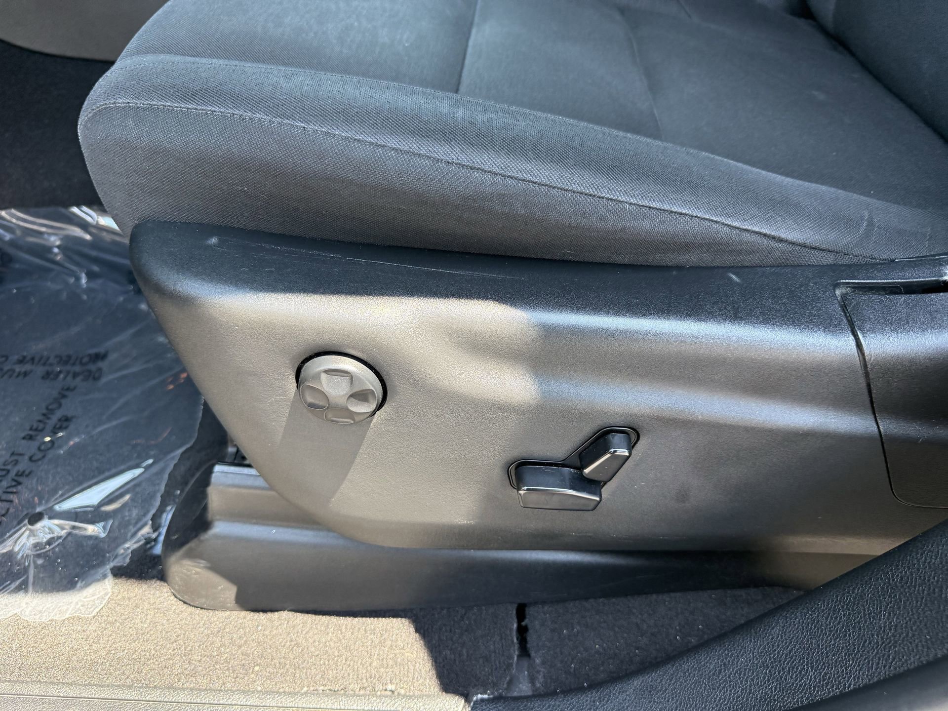 Used 2023 Dodge Durango GT image 25