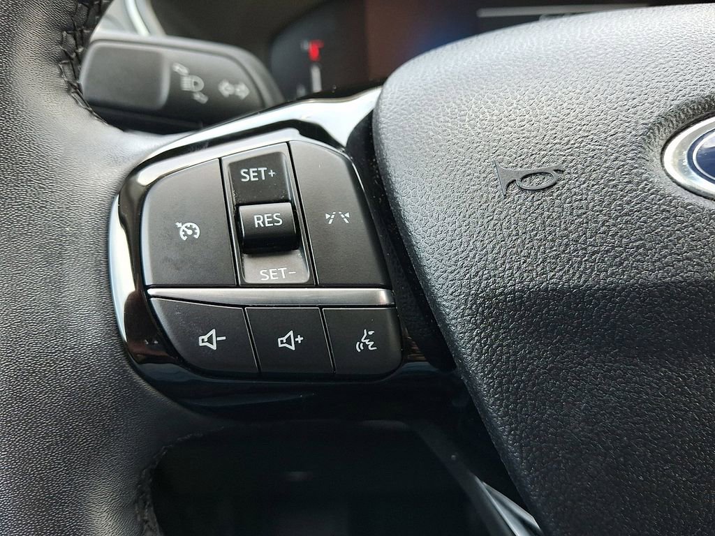 Certified 2023 Ford Escape Active AWD/4WD image 22