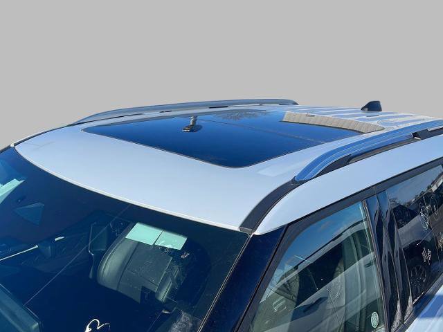 Certified 2025 Ford Explorer Platinum w/ LUX Leather Package image 5