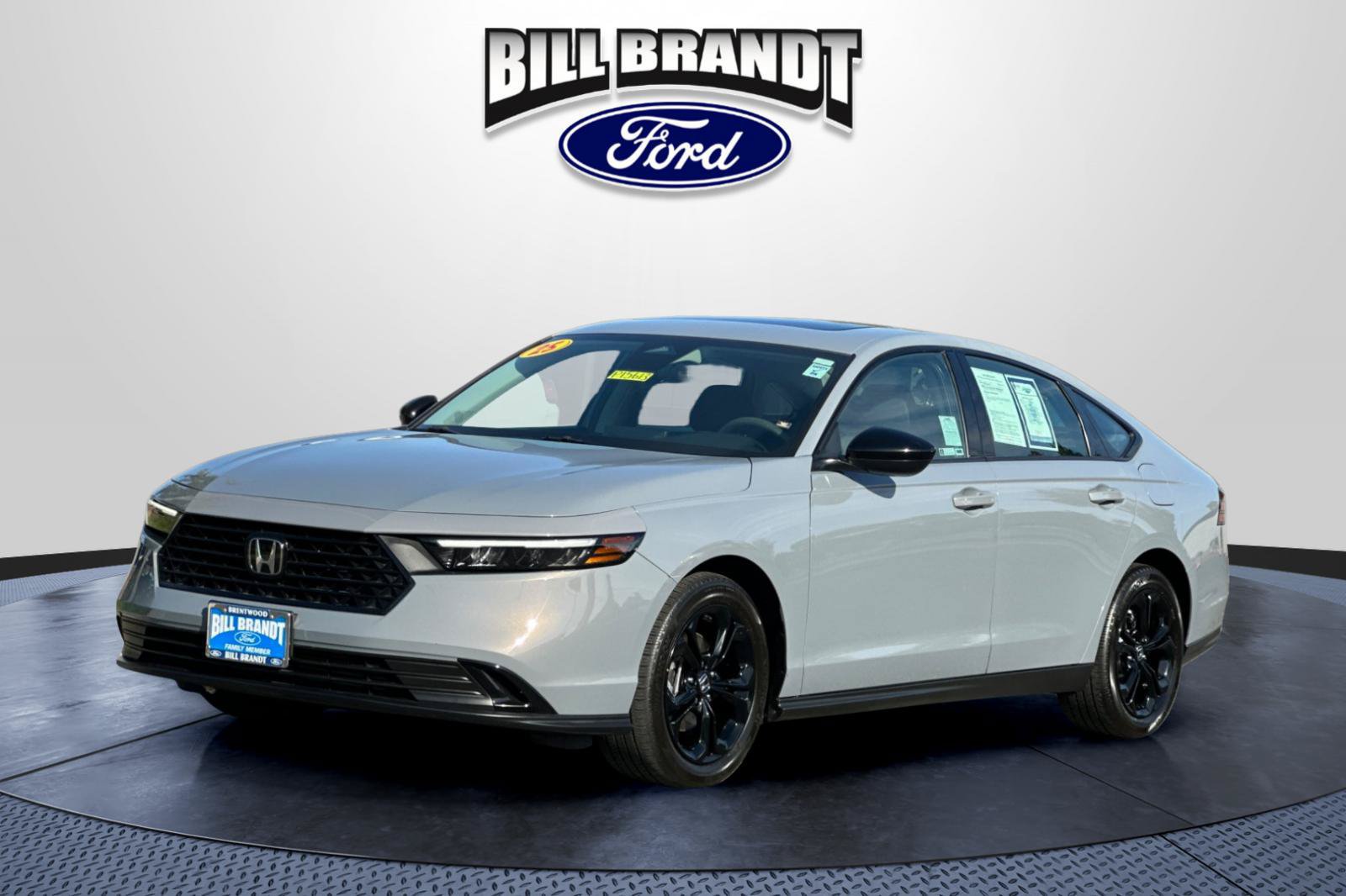 Used 2025 Honda Accord SE image 7