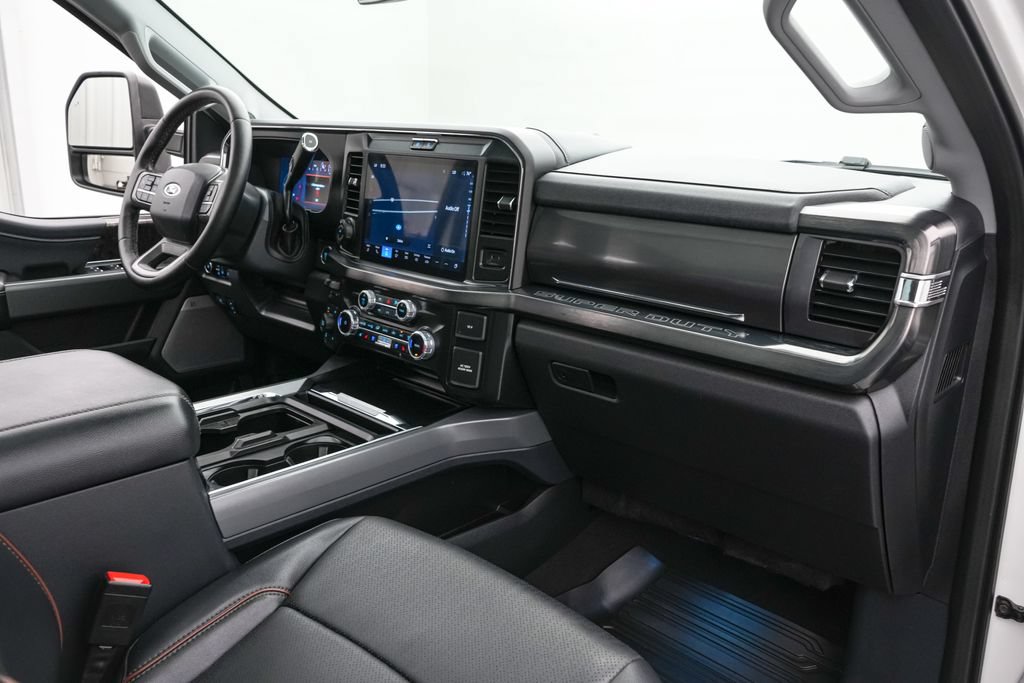 Certified 2025 Ford F250 Lariat w/ Lariat Ultimate Package AWD/4WD image 24