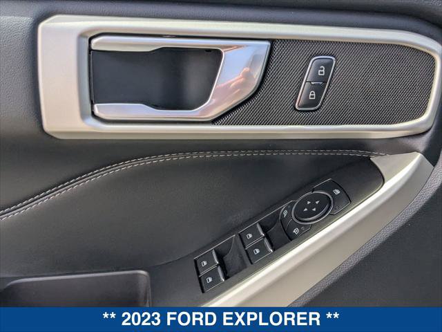 Certified 2023 Ford Explorer XLT w/ Equipment Group 202A RWD image 11