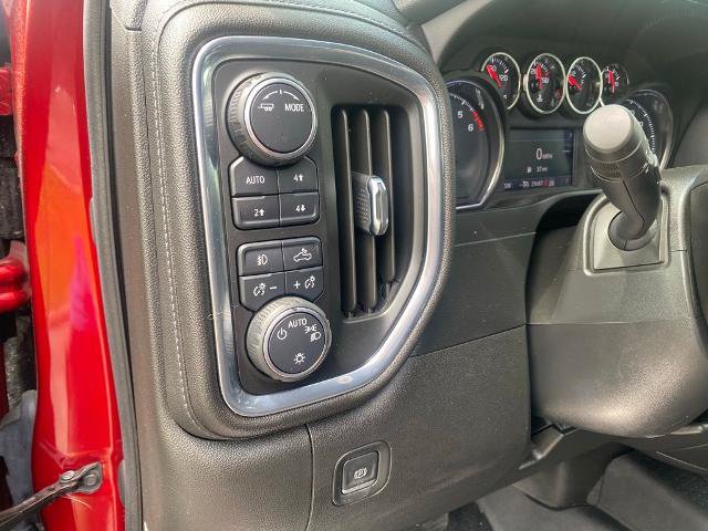 Used 2021 Chevrolet Silverado 1500 RST w/ Z71 Off-Road Package AWD/4WD image 17
