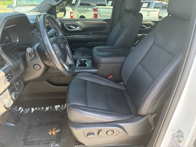 Used 2022 Chevrolet Tahoe Z71 w/ Luxury Package AWD/4WD image 11
