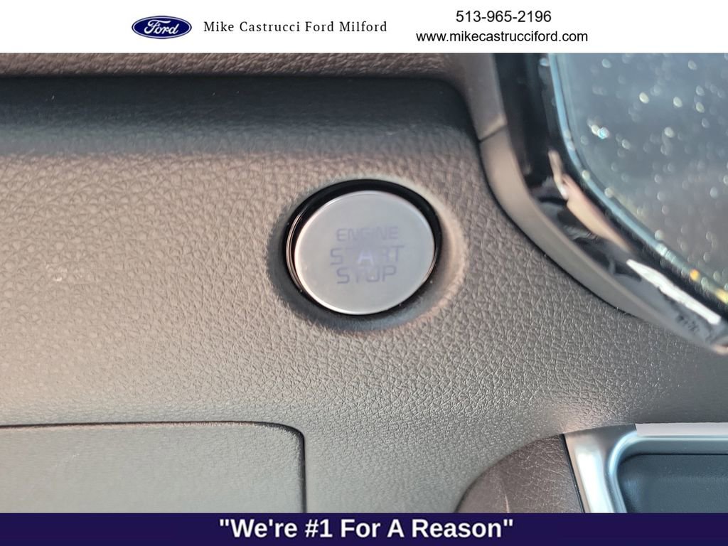 Used 2026 Kia Carnival SX w/ SX Dark Edition Package FWD image 21