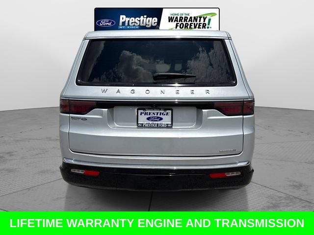 Used 2024 Jeep Wagoneer L Series II w/ Flexible Seating Group RWD image 5