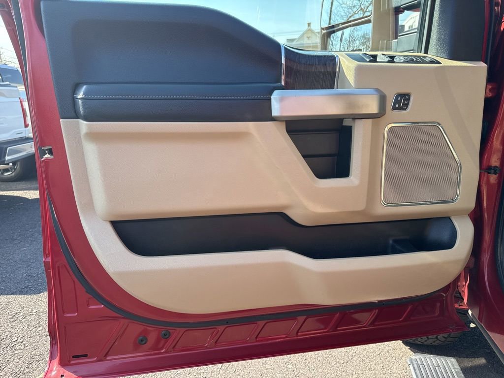 Certified 2020 Ford F350 Lariat w/ Lariat Ultimate Package image 16