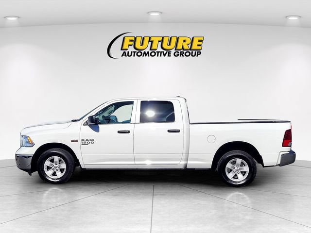Used 2022 RAM 1500 Classic SLT image 2