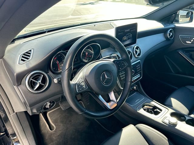 Used 2019 Mercedes-Benz CLA 250 image 10