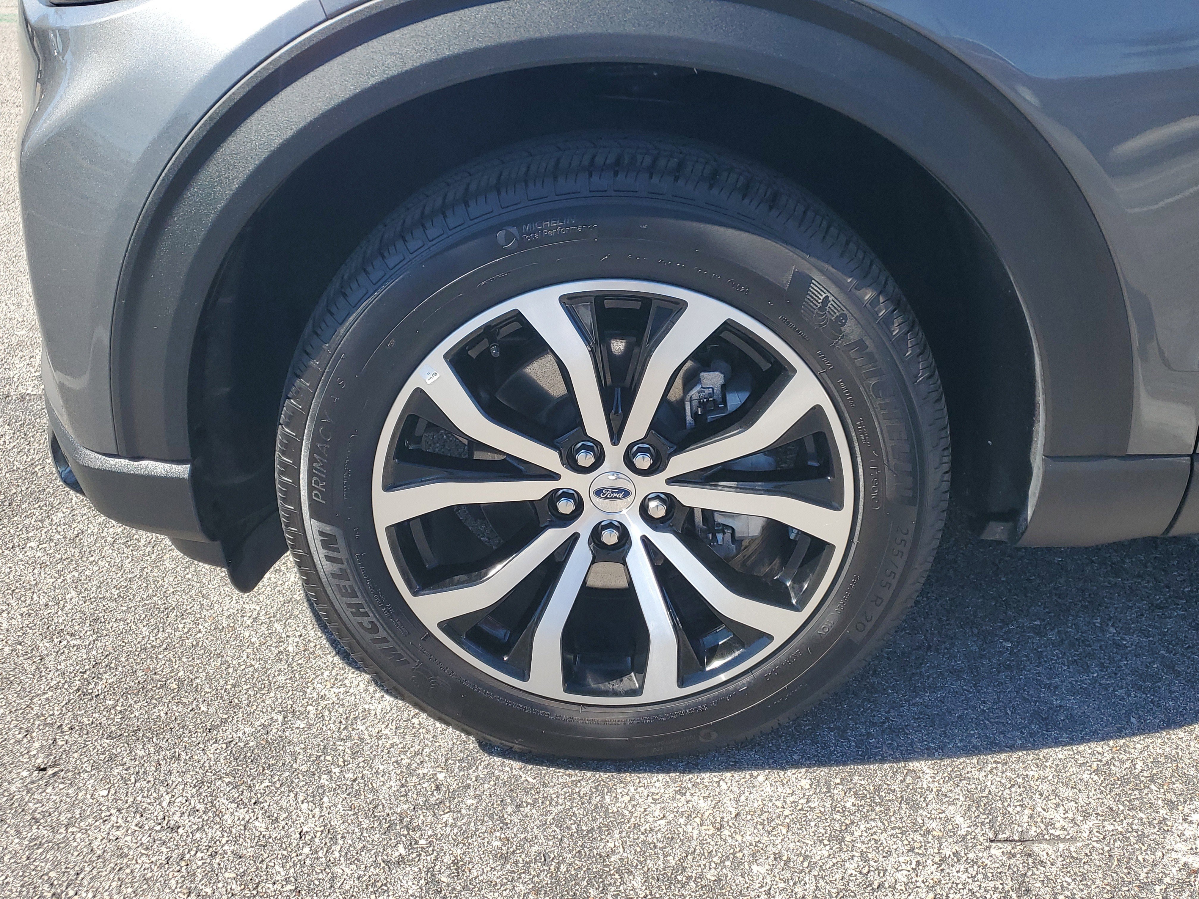 Certified 2025 Ford Explorer ST-Line image 8