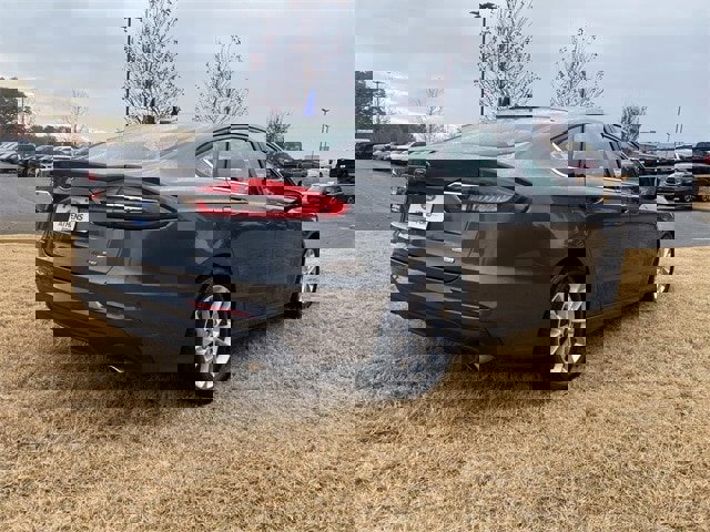Certified 2020 Ford Fusion SE image 38