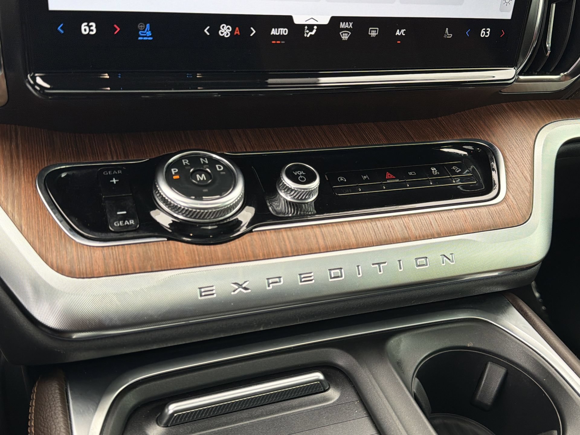 Certified 2025 Ford Expedition Max King Ranch AWD/4WD image 10