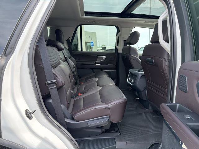Certified 2025 Ford Expedition Platinum w/ Platinum Ultimate Package AWD/4WD image 19