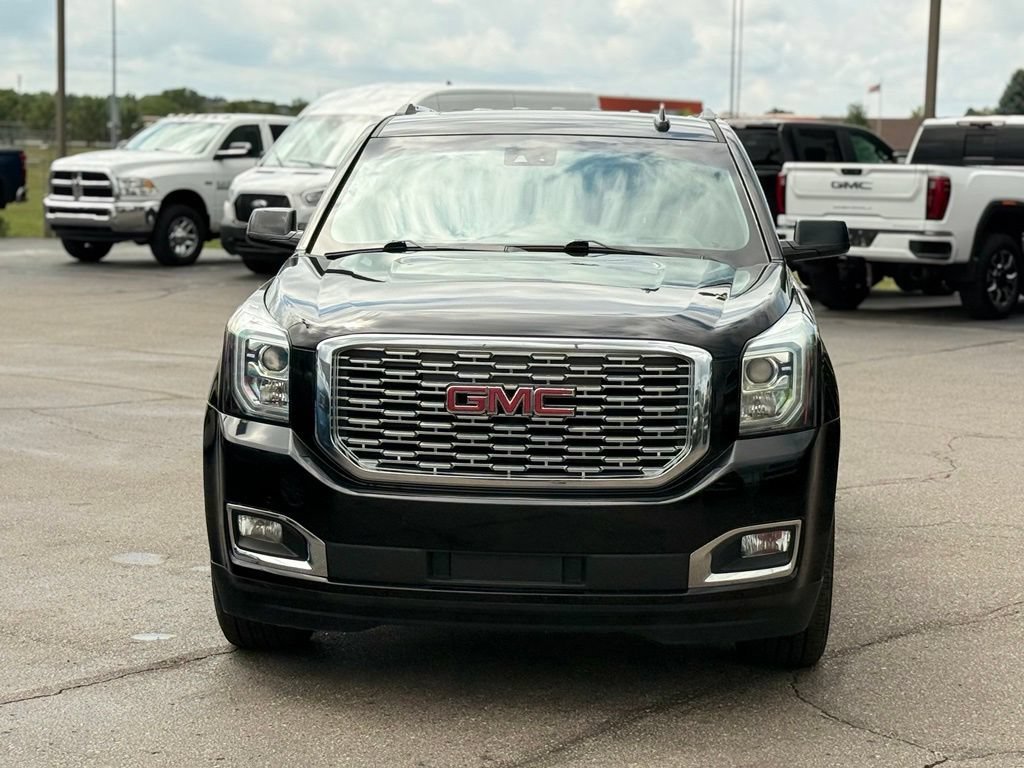 Used 2018 GMC Yukon Denali w/ Denali Ultimate Package AWD/4WD image 38