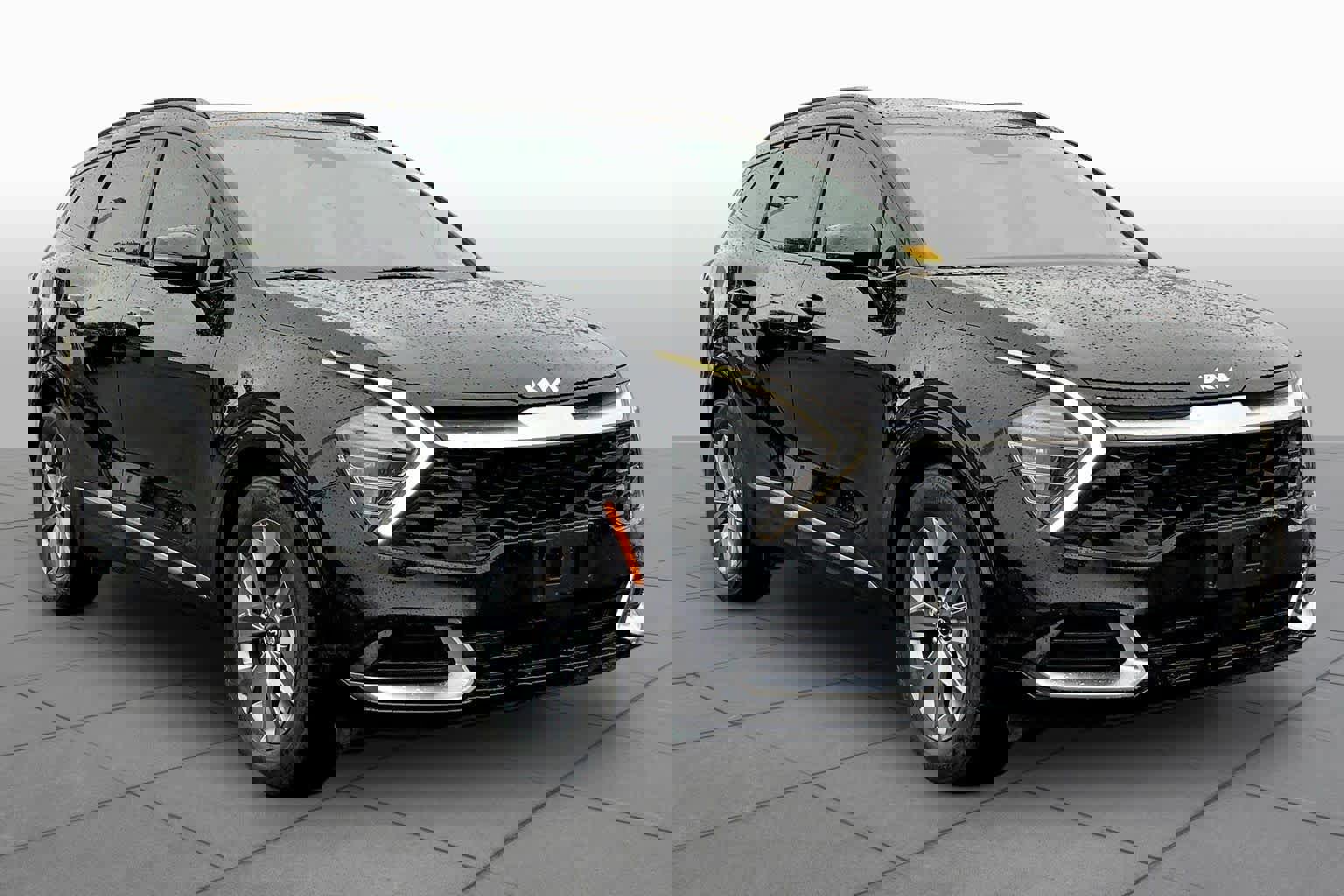 Used 2024 Kia Sportage SX image 3