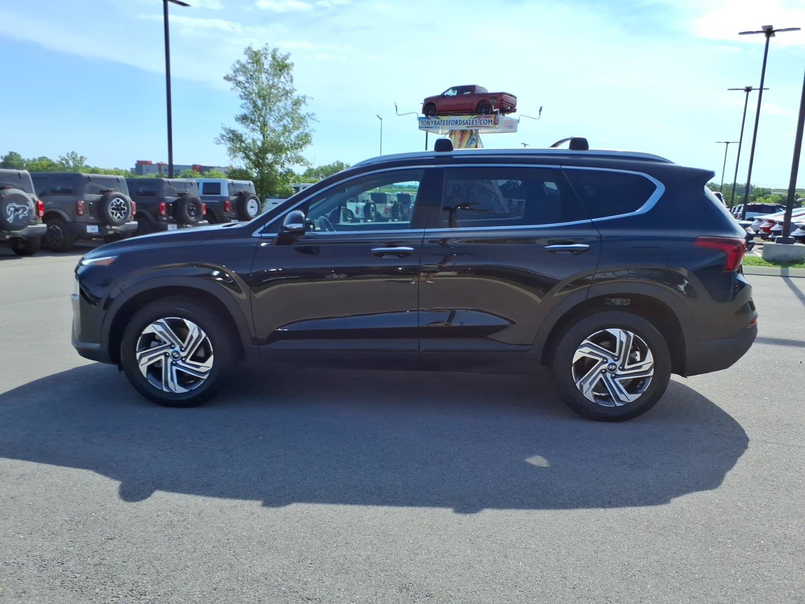 Used 2023 Hyundai Santa Fe SEL FWD image 6