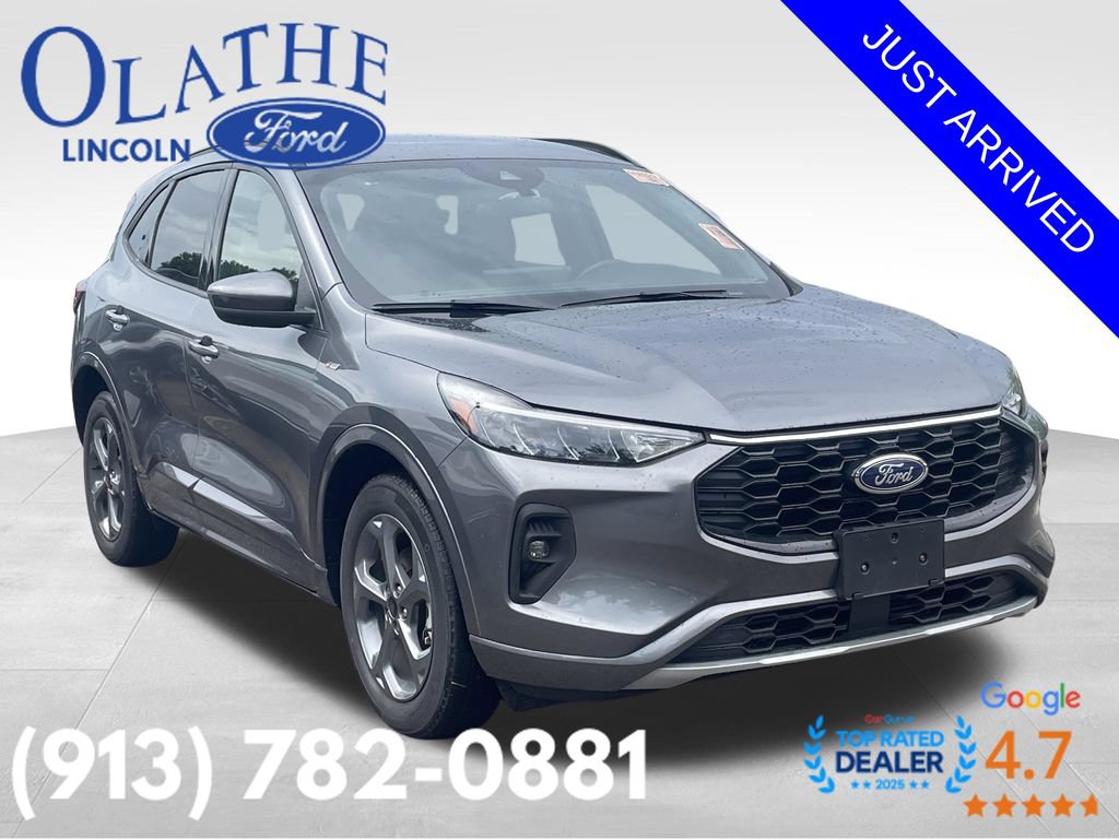Certified 2023 Ford Escape ST-Line Select w/ Tech Pack #1 AWD/4WD image 2