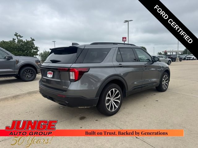 Certified 2025 Ford Explorer ST-Line AWD/4WD image 7