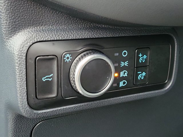 Certified 2025 Ford Explorer Active AWD/4WD image 13