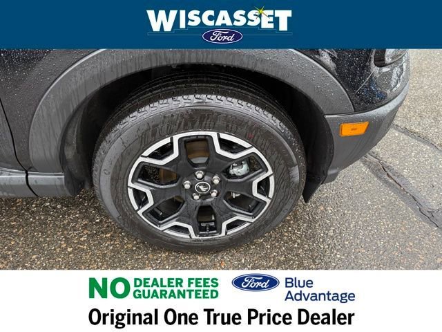 Certified 2025 Ford Bronco Sport Outer Banks w/ Outer Banks Tech Package+ AWD/4WD image 38