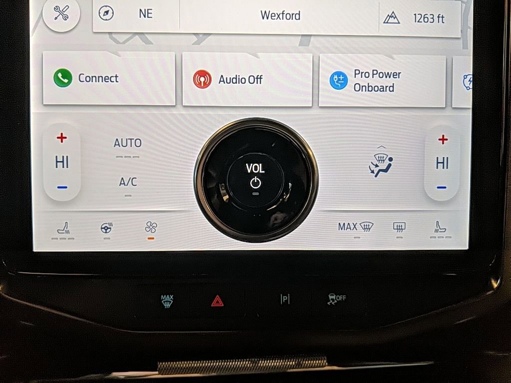 Certified 2022 Ford F150 Lightning Lariat image 21