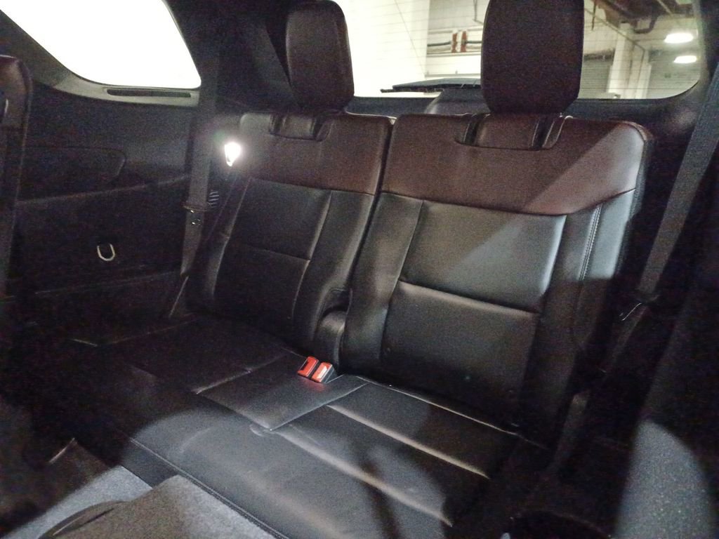 Certified 2023 Ford Explorer Platinum w/ Technology Package image 26