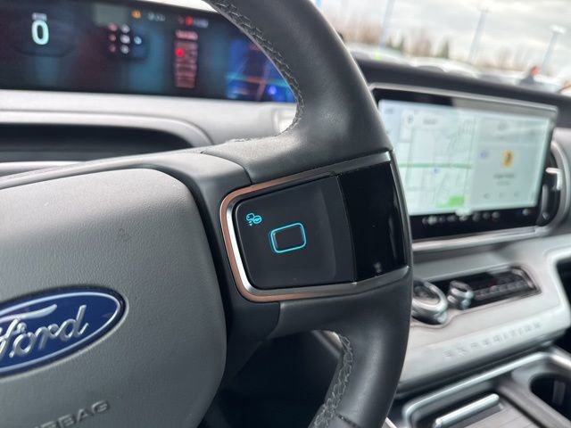 Certified 2025 Ford Expedition Active image 28