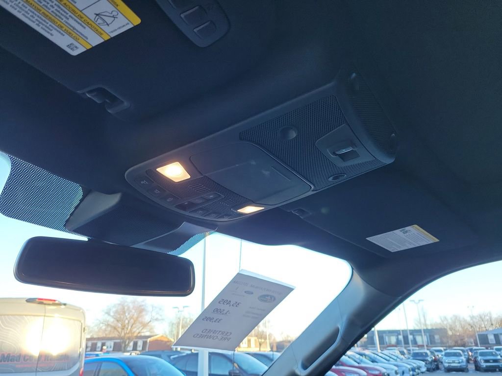 Certified 2019 Ford F150 Platinum w/ Equipment Group 701A Luxury image 30