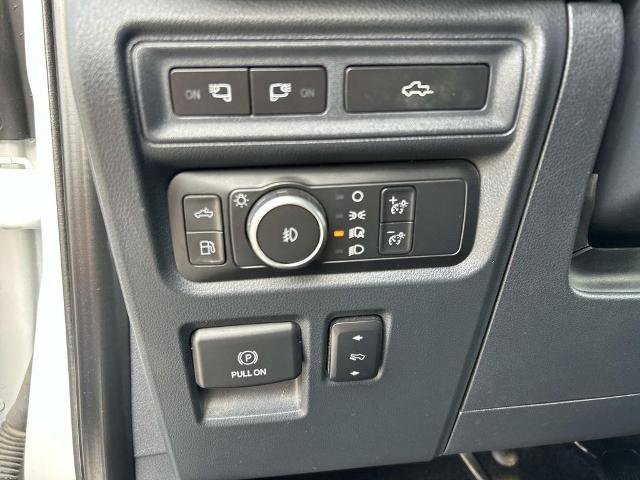 Certified 2022 Ford F150 Platinum w/ Equipment Group 701A High AWD/4WD image 31