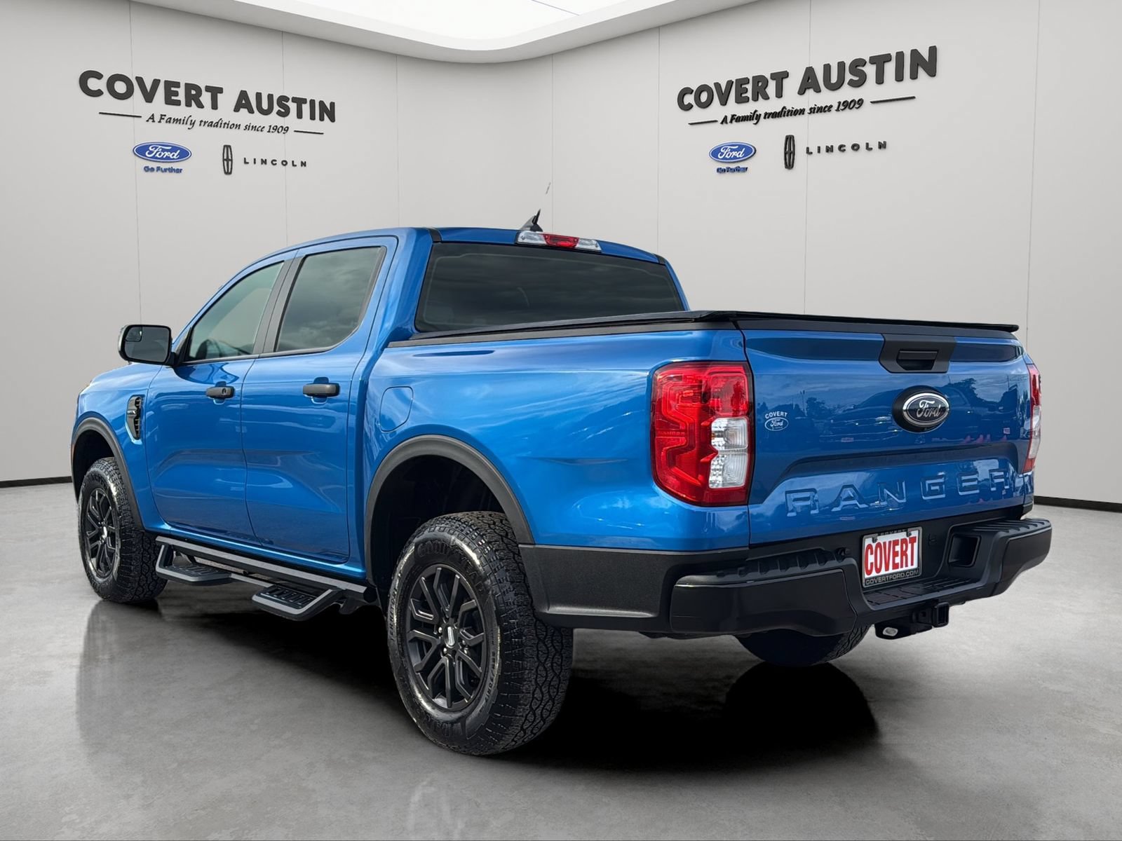 Certified 2024 Ford Ranger XL w/ Trailer Tow Package RWD image 3