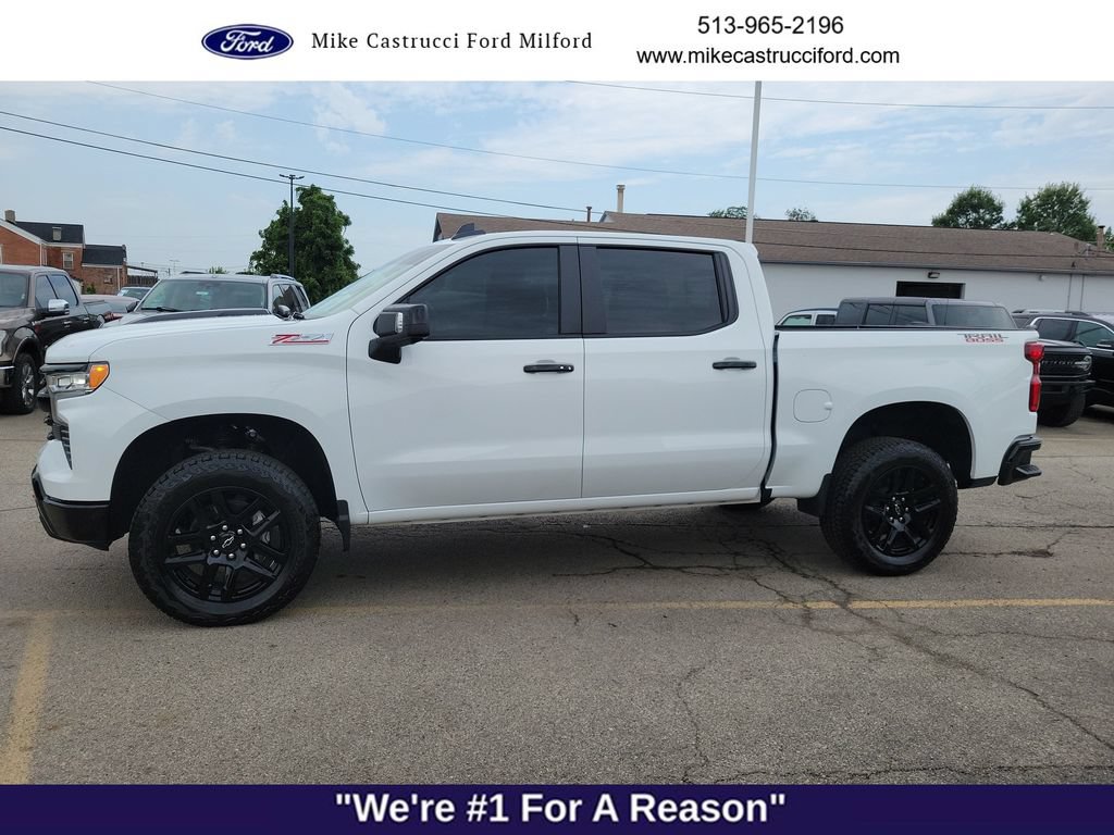 Used 2026 Chevrolet Silverado 1500 LT Trail Boss w/ LT Trail Boss Premium Package AWD/4WD image 2