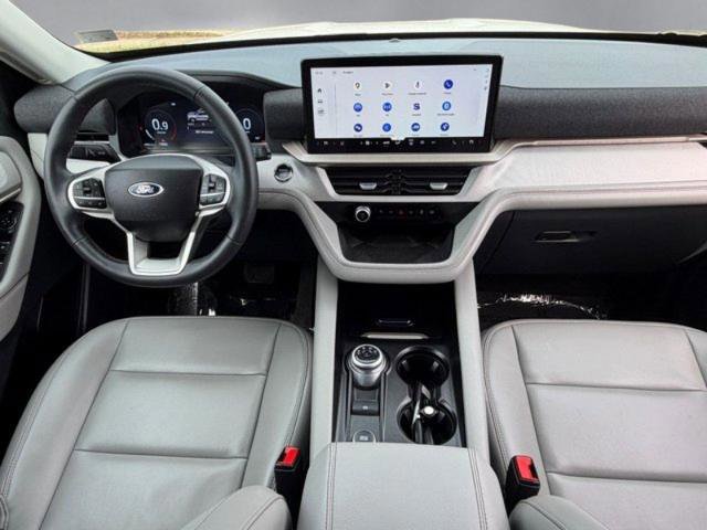 Certified 2025 Ford Explorer Active w/ Active Comfort Package image 10