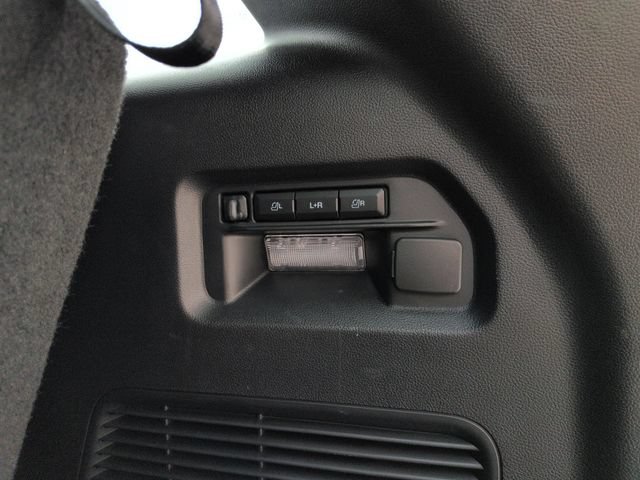 Certified 2025 Ford Explorer ST AWD/4WD image 30