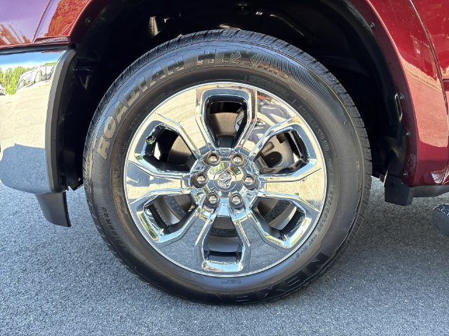 Used 2025 RAM 1500 Big Horn AWD/4WD image 10