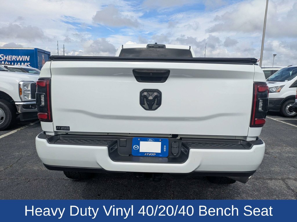 Used 2023 RAM 2500 Tradesman w/ Chrome Appearance Group AWD/4WD image 5